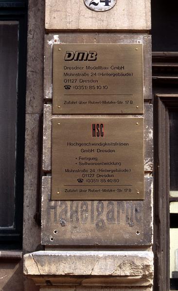 Dresden-Pieschen, Mohnstr. 24, 16.6.1996 (1).jpg - Häkelgarne
